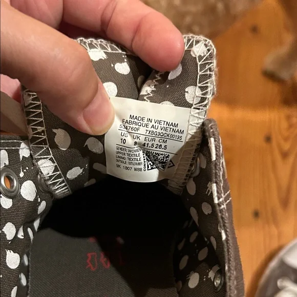 Gray Canvas Sneakers with White Laces - Picture 5 of 5